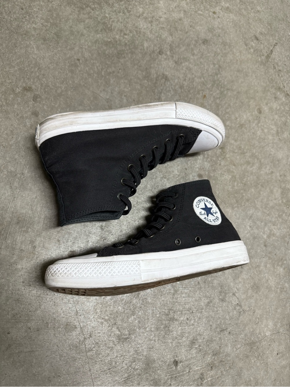Converse Chuck II High Top Sneakers - Black Size 8